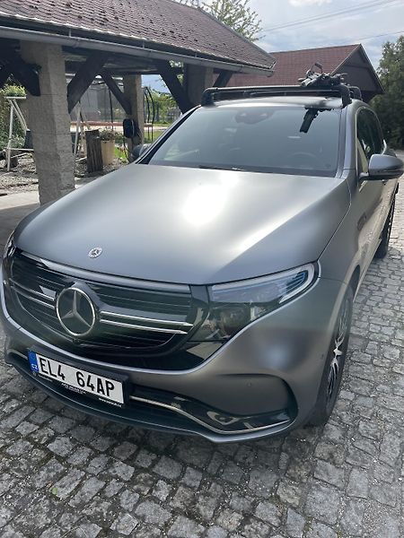 Mercedes-Benz EQC (2021) - fotka 3 z 3