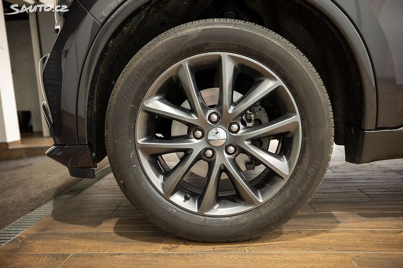 Dodge Durango GT / 3.6i V6 216 kW LPG 7 míst - fotka 31 z 33