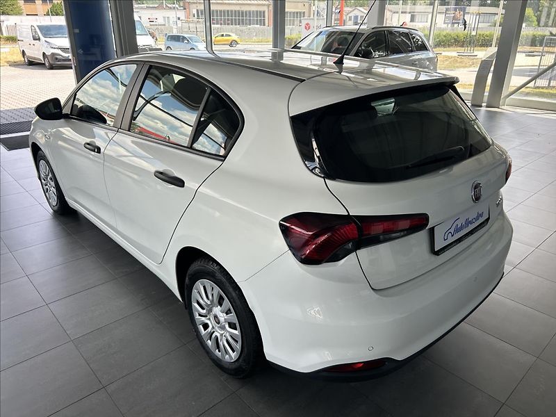 Fiat Tipo 1,4   STREET,SERVISKA,VYHŘ.SED - fotka 4 z 21