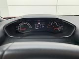 Peugeot 2008 ALLURE 1.2 PureTech 74kW MAN6 - náhled 19