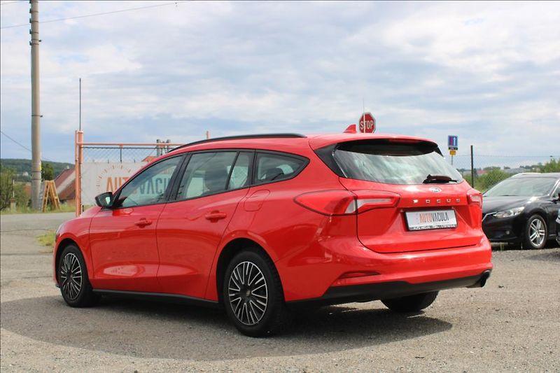 Ford Focus 1,5 TDCi  SERVISKA, ČR - fotka 7 z 29
