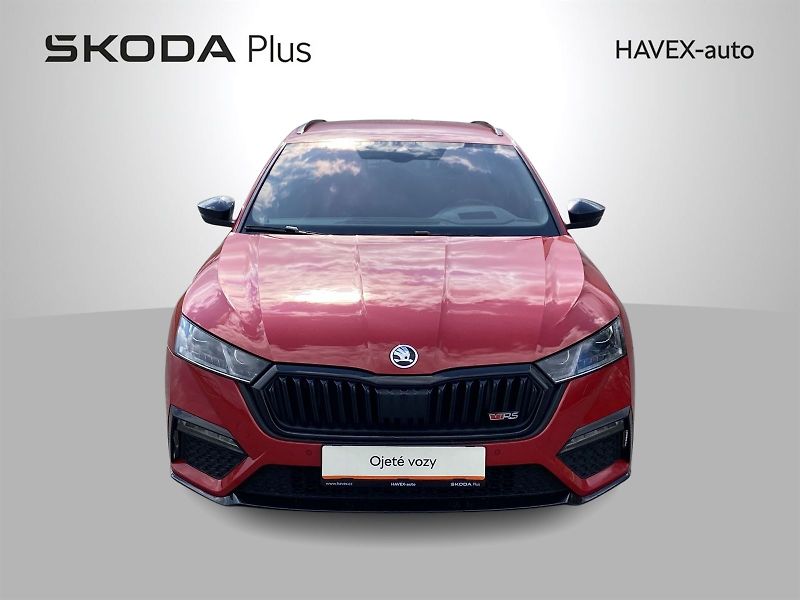 Škoda Octavia (2021) Combi 2.0 TDI DSG RS - fotka 4 z 39