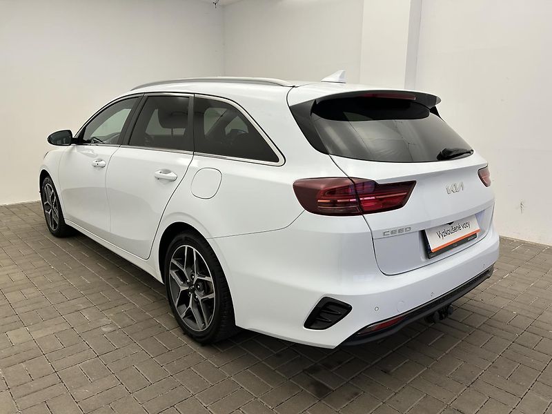 Hyundai i30 1.5 T-GDi Smart - fotka 27 z 27