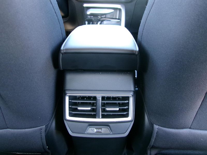 MG ZS (2025) Hybrid+ Emotion - fotka 7 z 11