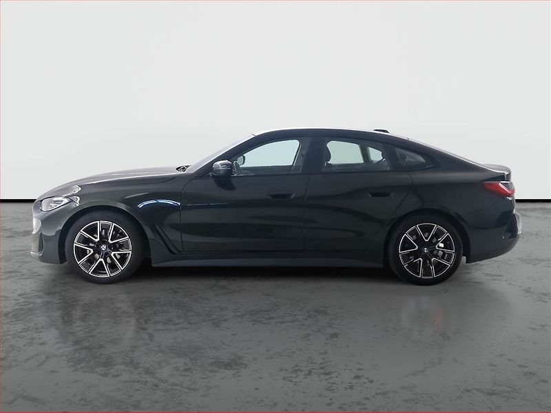 BMW Řada 4 (2023) 420d xDrive - fotka 3 z 18