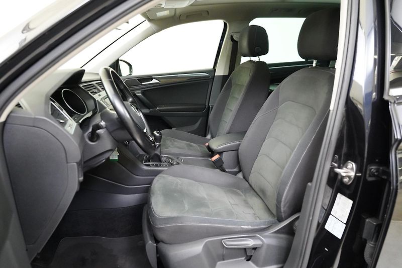 Volkswagen Tiguan - fotka 11 z 29
