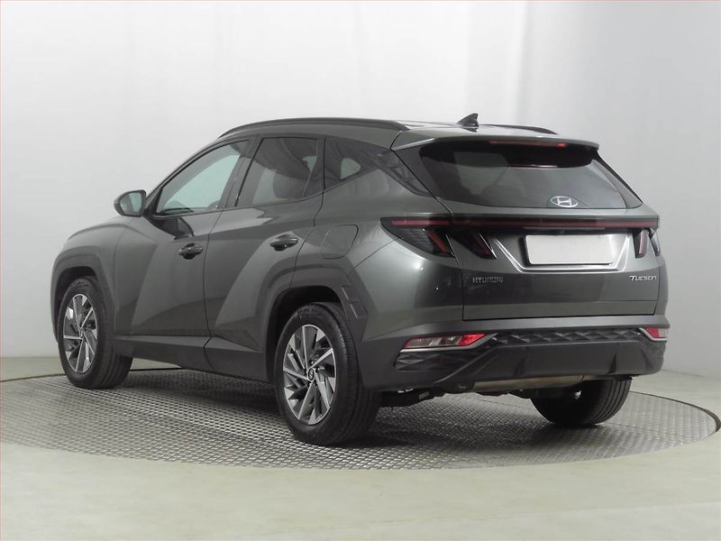 Hyundai Tucson (2021) 1.6 T-GDI - fotka 4 z 23