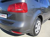 Volkswagen Touran 1,6 TDi CL BlueMotion*TAŽ.ZAŘ. - náhled 32