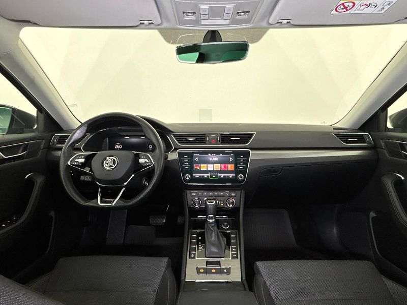 Škoda Superb Style DSG - fotka 5 z 30