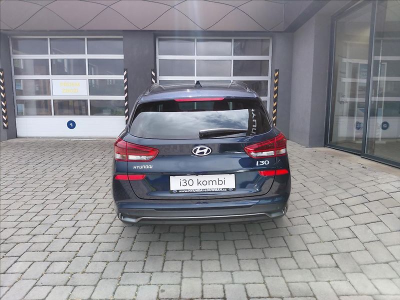 Hyundai i30 (2026) WG 26 1,0 T-GDI MT SMART - fotka 7 z 22