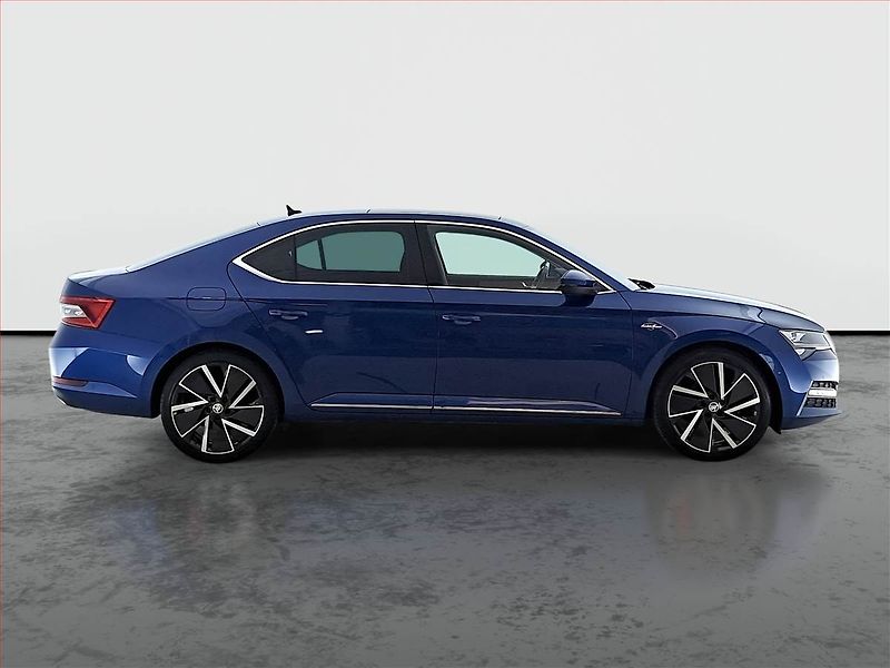 Škoda Superb (2022) Laurin&Klement 2.0 TDI - fotka 6 z 22