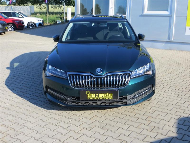 Škoda Superb 2,0 TDI Ambition DSG ČR - fotka 2 z 24