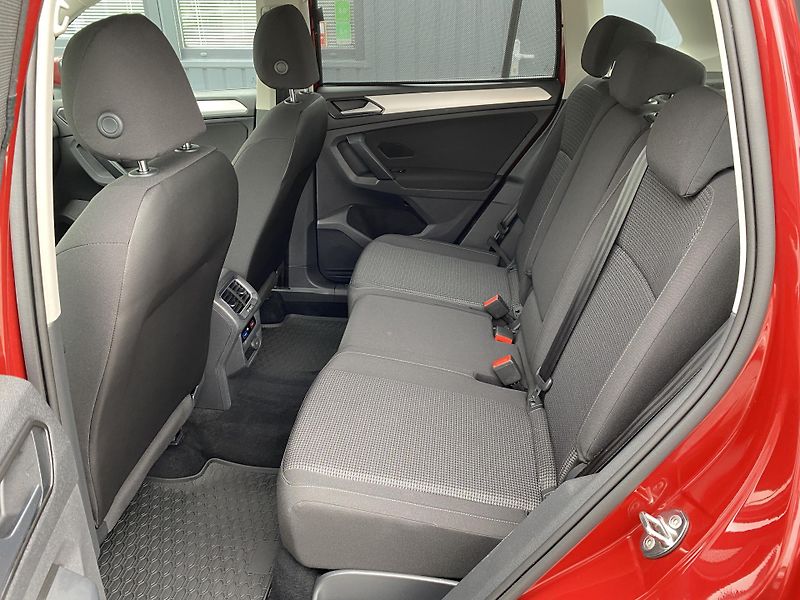 Volkswagen Tiguan 1.4 TSI 110kW - 1xMAJ. - LED - fotka 31 z 44
