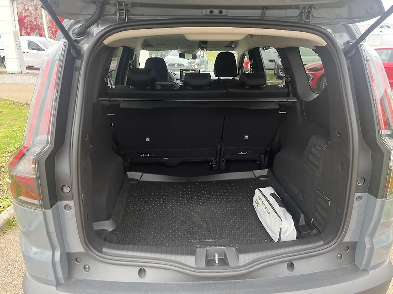 Dacia Jogger (2026)  Expression TCe 110 5 míst - fotka 8 z 12