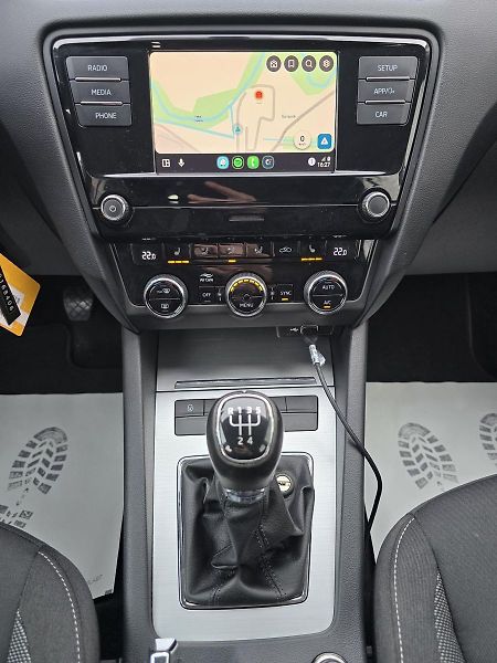 Škoda Octavia 1.6TDi STYLE LED DIGIKLIMA-DPH - fotka 11 z 33