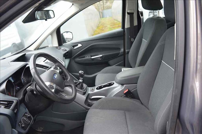 Ford C-MAX (2013) GRAND 1,0 ECOBOOST - fotka 16 z 22