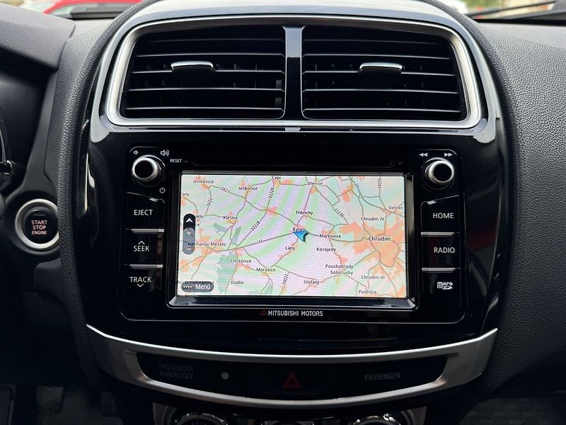 Mitsubishi ASX (2017) 1.6i Mivec  Xenony Navi Kamera - fotka 15 z 50