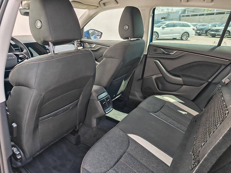 Škoda Scala Top Selection 7DSG 1,0TSI - fotka 7 z 23