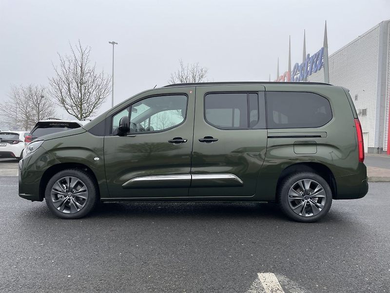 Toyota ProAce City Verso 1.5 6MT Family ODBĚR 11/2026 - fotka 8 z 30