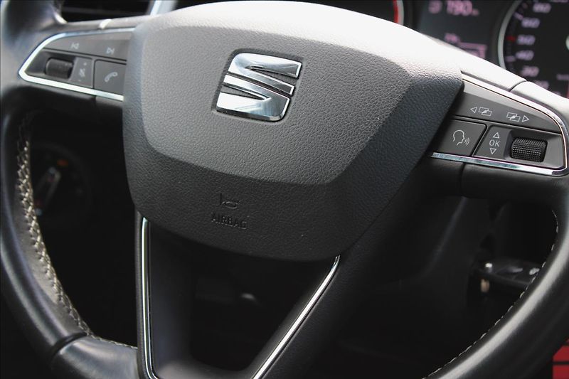 Seat Leon 1,6 TDi ST 85kW STYLE,serviska - fotka 19 z 42