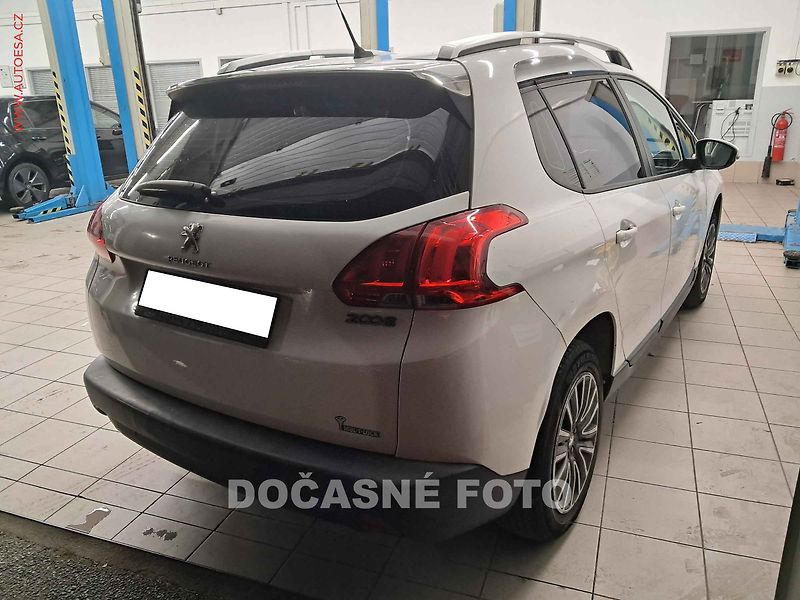 Peugeot 2008 (2014) 1.6I, 2.maj,ČR, Active - fotka 2 z 3