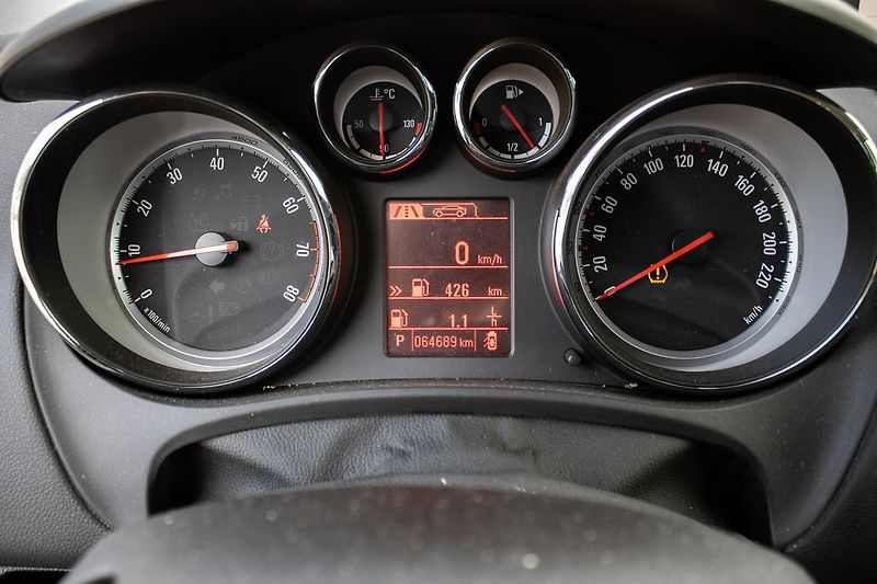 Opel Meriva B, servis, tažné - fotka 21 z 38