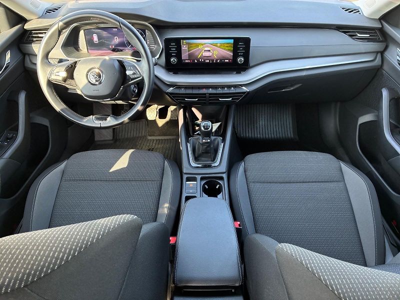 Škoda Octavia (2020) AMBITION 1.5TSI 110kW CZ DPH - fotka 9 z 11