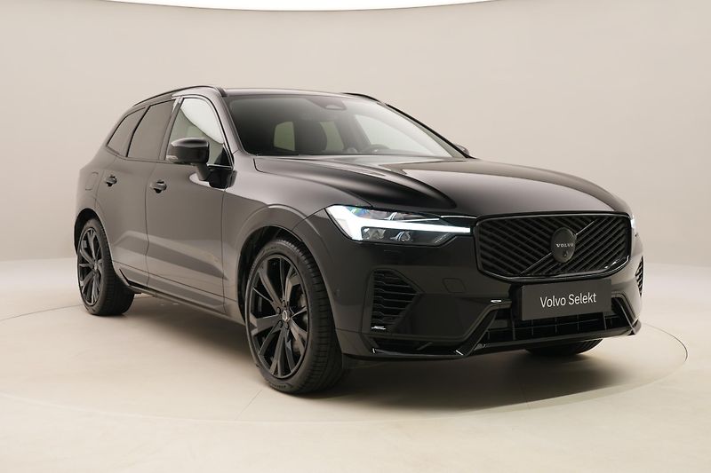 Volvo XC60 T8 AWD RECHARGE BLACK EDITION - fotka 15 z 64