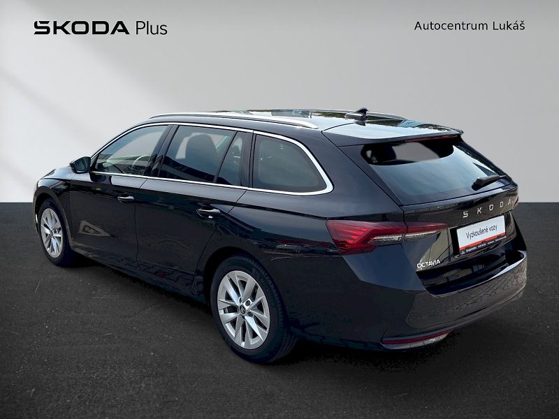 Škoda Octavia (2025) TOP SELECTION 1.5 TSI 110 kW D - fotka 11 z 35
