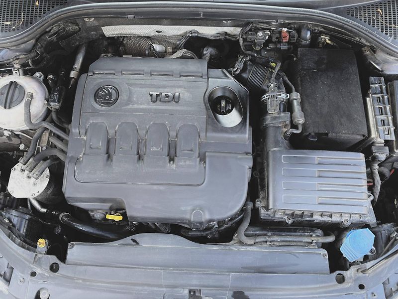 Škoda Octavia 1.6TDi,2xALU,2.maj,CZ,STK-2028 - fotka 12 z 22
