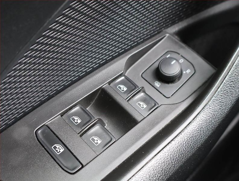Škoda Octavia (2021) Ambition 2.0 TDI, Tempomat - fotka 14 z 15