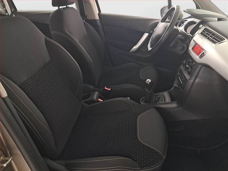 Citroën C3 (2011) 1.4 i, ČR,1.maj, po STK, Tažné - fotka 9 z 15