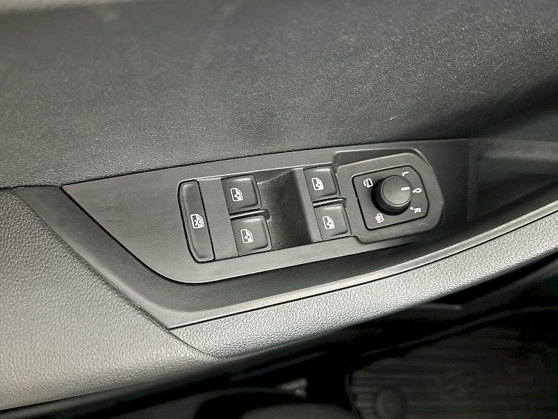 Škoda Karoq (2024) DSG 1.5TSI 110kW Selection Fre - fotka 25 z 31
