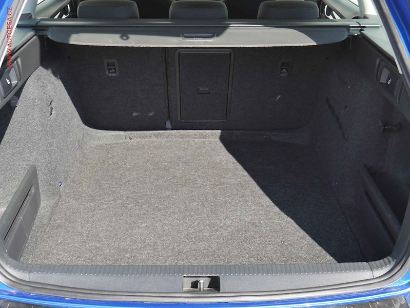 Škoda Octavia (2019) 1.6TDi, ČR, Navi, LED, AC - fotka 7 z 20