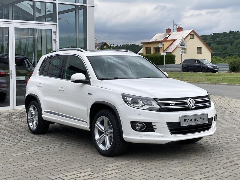 Volkswagen Tiguan (2013) 2.0TDI R-line - fotka 7 z 37