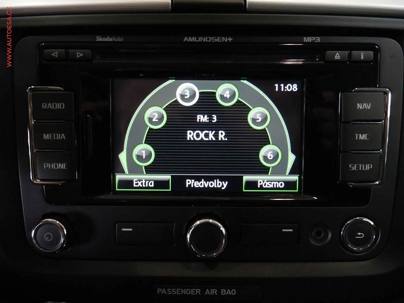 Škoda Superb (2013) 2.0 TDI, ČR, STK6/28 - fotka 14 z 26