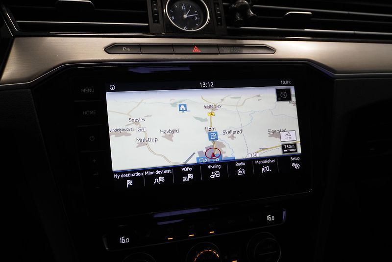 Volkswagen Passat 2,0 TSI 162kW DIGITAL, AUTOMAT - fotka 18 z 28