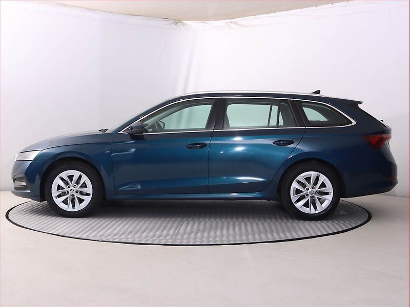 Škoda Octavia (2022) Style 2.0 TDI, Serv.kniha - fotka 3 z 25