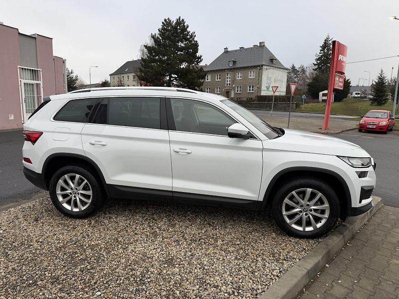Škoda Kodiaq 2,0 TDi/110kW DSG - Style - fotka 8 z 79