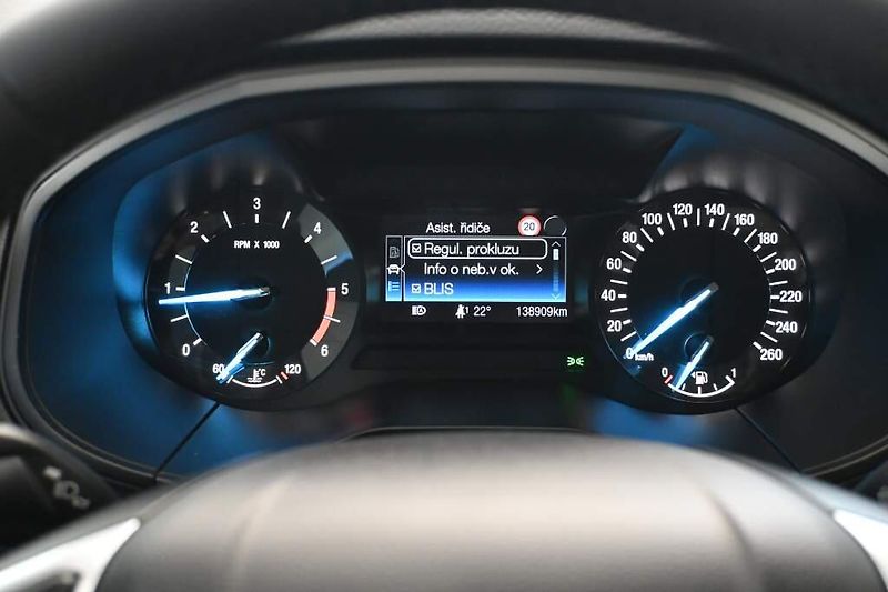Ford S-MAX (2022) 2.0 LED ACC Tažné Webasto ECOB - fotka 20 z 34