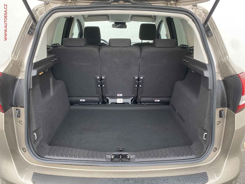 Ford C-MAX (2018) 1.0 EB, Trend+, navi, kamera - fotka 7 z 18