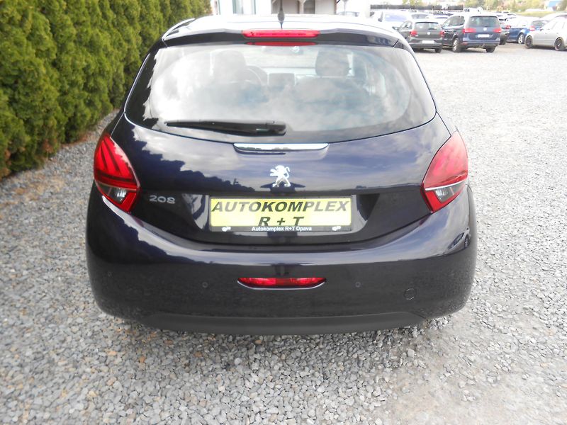 Peugeot 208 NAVIGACE,CHROM,LED!! - fotka 7 z 42