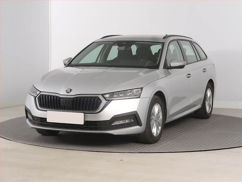 Škoda Octavia (2023) Ambition 2.0 TDI, ČR,1.maj - fotka 2 z 15