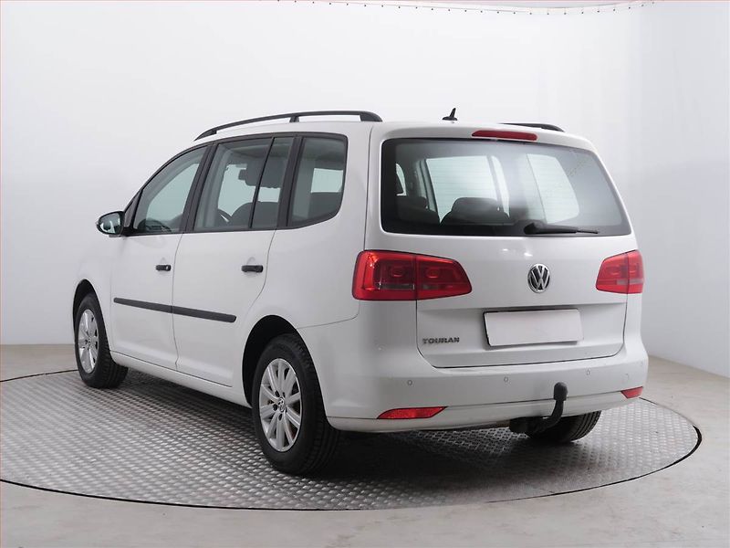 Volkswagen Touran (2015) 1.2 TSI, Serv.kniha, Tempomat - fotka 4 z 18