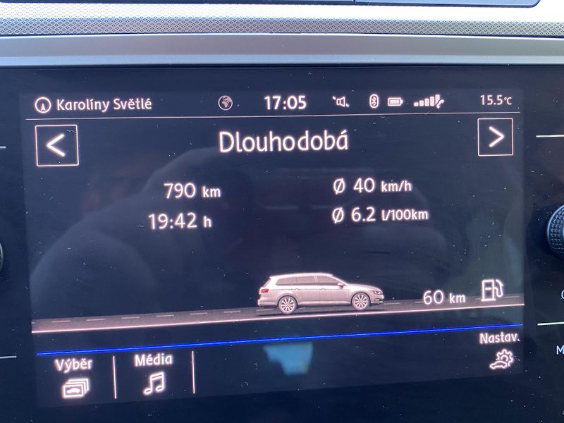 Volkswagen Passat (2019) 2,0 TDi Comfortline  - fotka 46 z 49