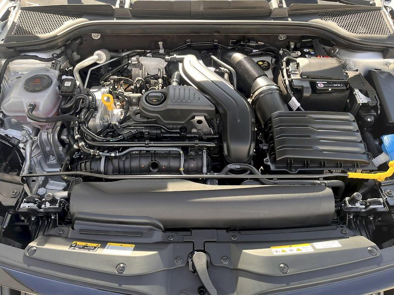 Škoda Kamiq (2025) 1,5TSI 110KW DSG MONTE CARLO - fotka 16 z 26