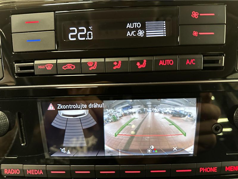 Volkswagen up! UNITED 36 kWh SOH: 92,7% - fotka 18 z 23