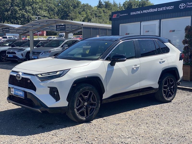 Toyota RAV4 2.5HEV, ČR-1m, GR Sport, 4x4 - fotka 4 z 20