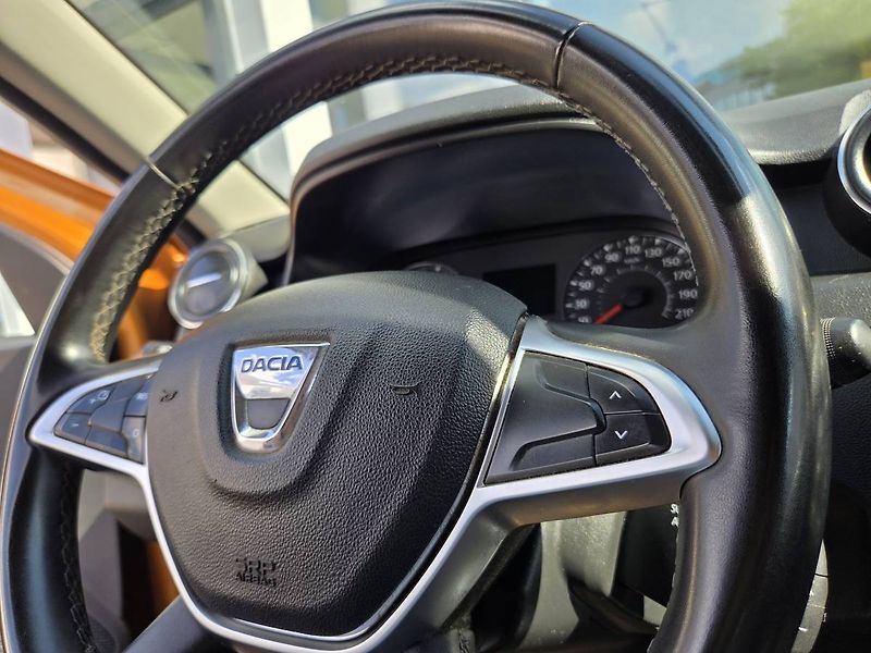 Dacia Duster (2021) 1.5 DCI 4x4 - fotka 16 z 33