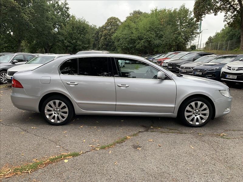 Škoda Superb 1,8 TSI - fotka 4 z 17
